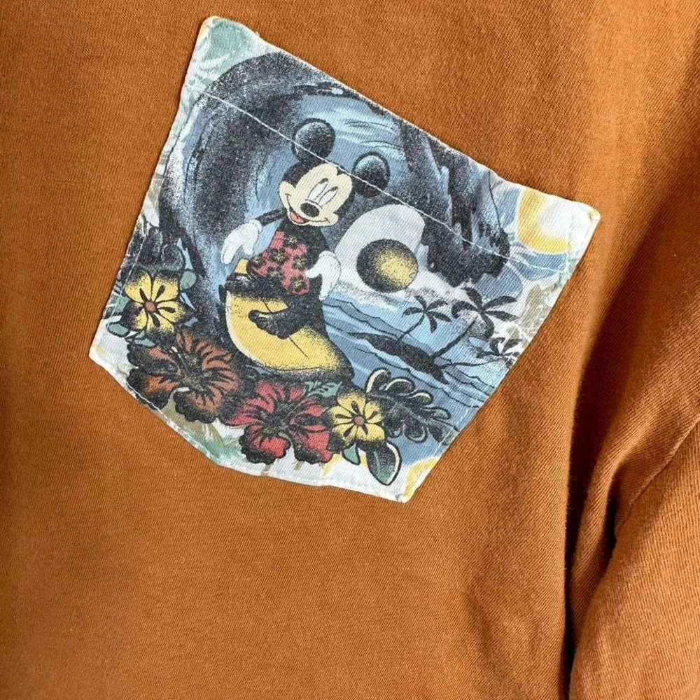 Disney Mickey‎ Mouse vintage orange and blue short sleeve pocket tee Men's  XL - Picture 2 of 4